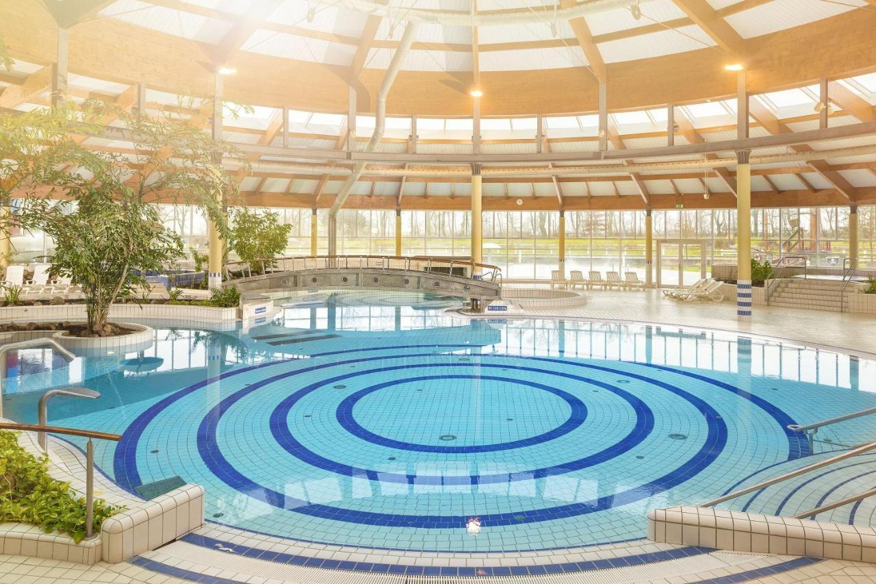 Strandresort Rex Rugia Haus 13 - FeWo 05, inklusive Sauna und Schwimmbadnutzung im AHOI Sellin Lobbe Exterior foto